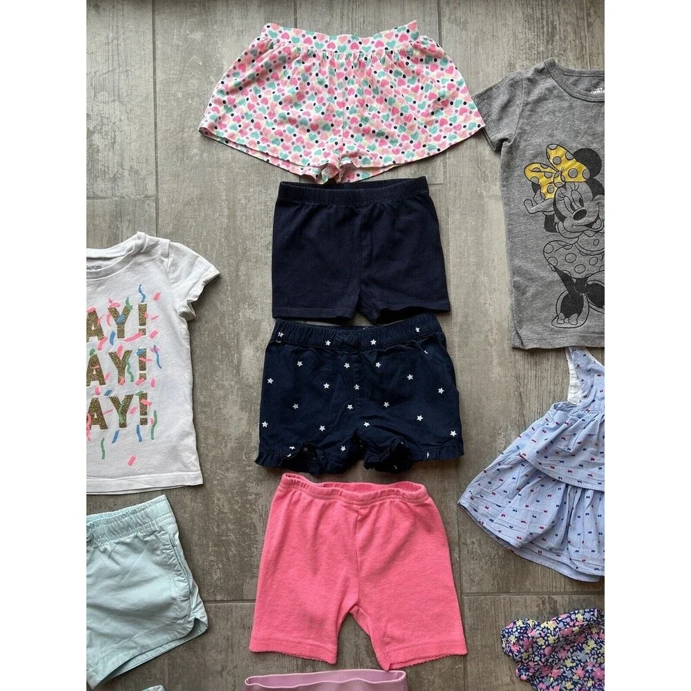 Baby Toddler Girl Huge Lot of 13 Piece Set Clothing Outfit Tops Shorts Pants 2T